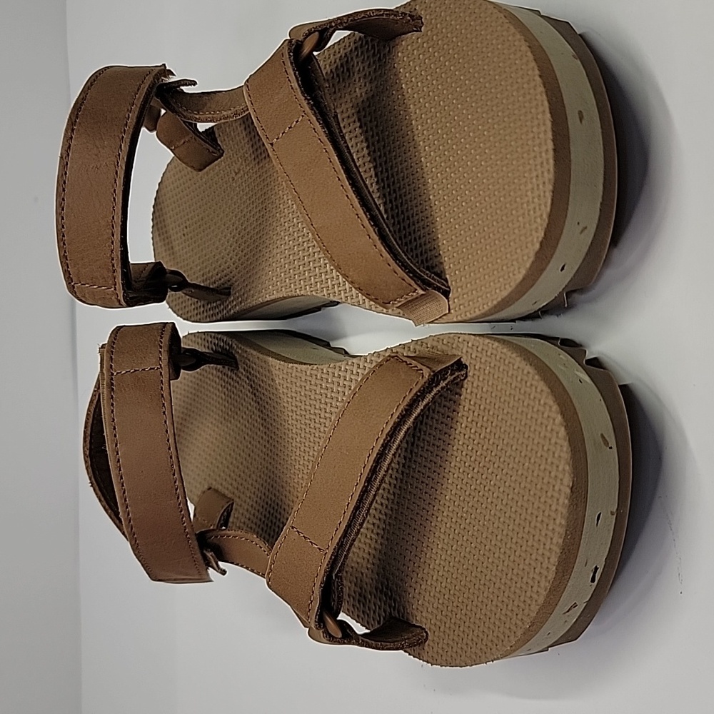 TEVA NWT UNIVERSAL CERES SANDALS SIZE 7 HONEY BROWN WOMENS - Picture 3 of 15